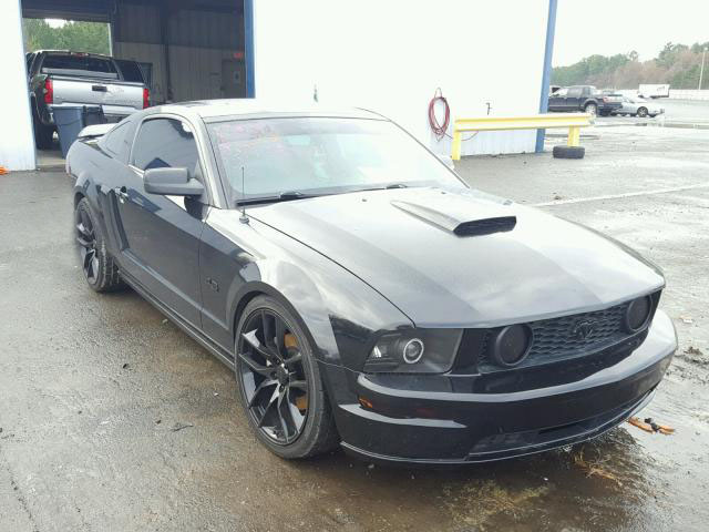 Ford Mustang GT Coupé 2009 Schwarz